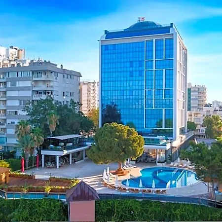 Delta Lara Hotel 5*